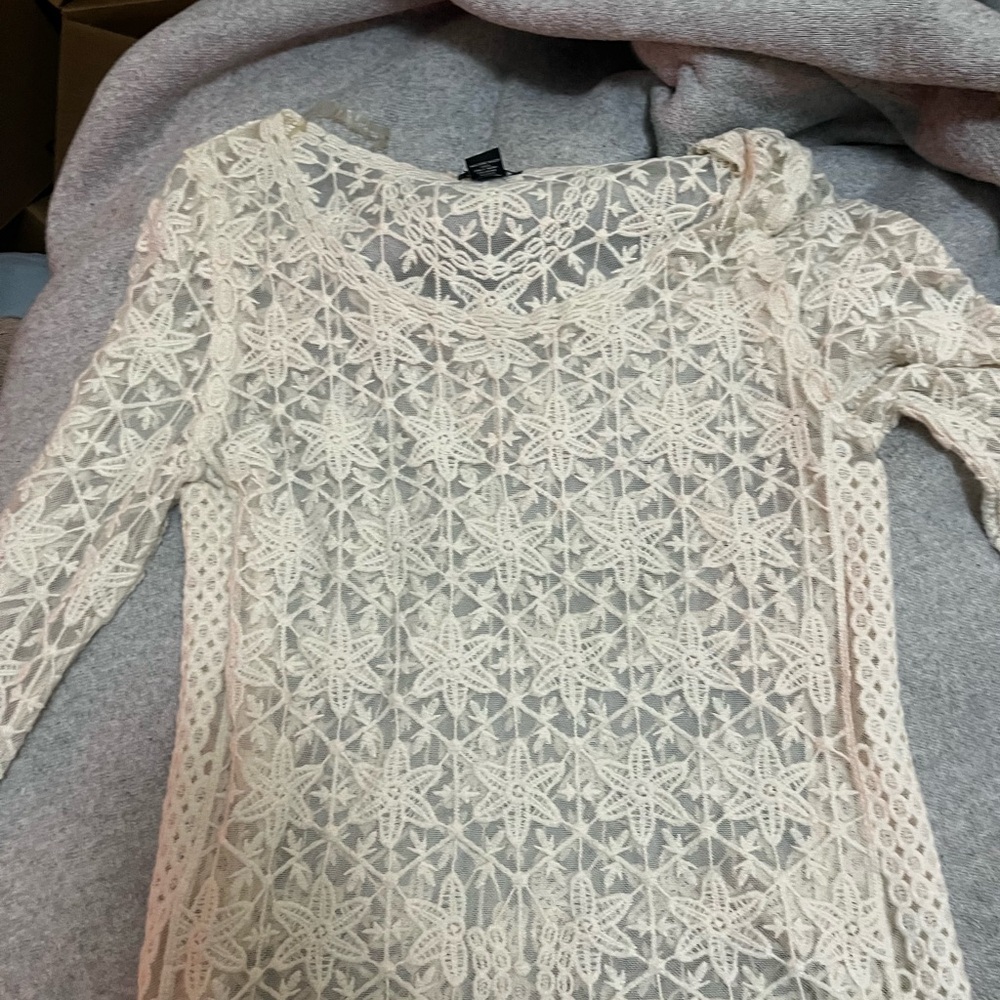 Rue21 Cream Lace Long Sleeve Blouse